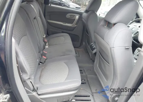 2012 Chevrolet Traverse Ls z USA, uszkodzony, nr VIN 1GNKREED6CJ302471